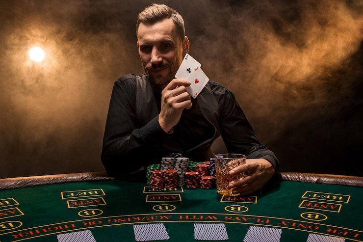 Detail satu putaran blackjack live dari meja dealer profesional indopokerku
